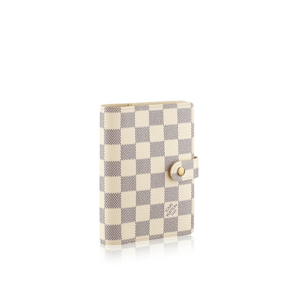 Louis Vuitton Accessories - LIKE NEW ❤️ Louis Vuitton Small Ring Agenda Cover